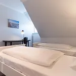 Reetdachhaus Tuemmeldiek Reetdachhaus Tuemmeldiek 6b * Böhl