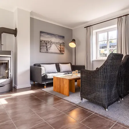 Dom wakacyjny Reetdachhaus Tuemmeldiek Reetdachhaus Tuemmeldiek 6b *