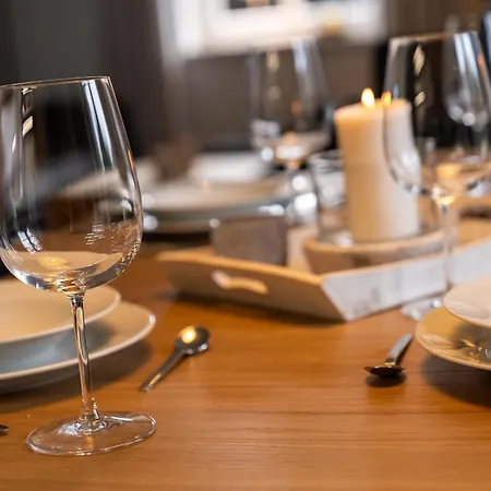 Reetdachhaus Tuemmeldiek Reetdachhaus Tuemmeldiek 6b *